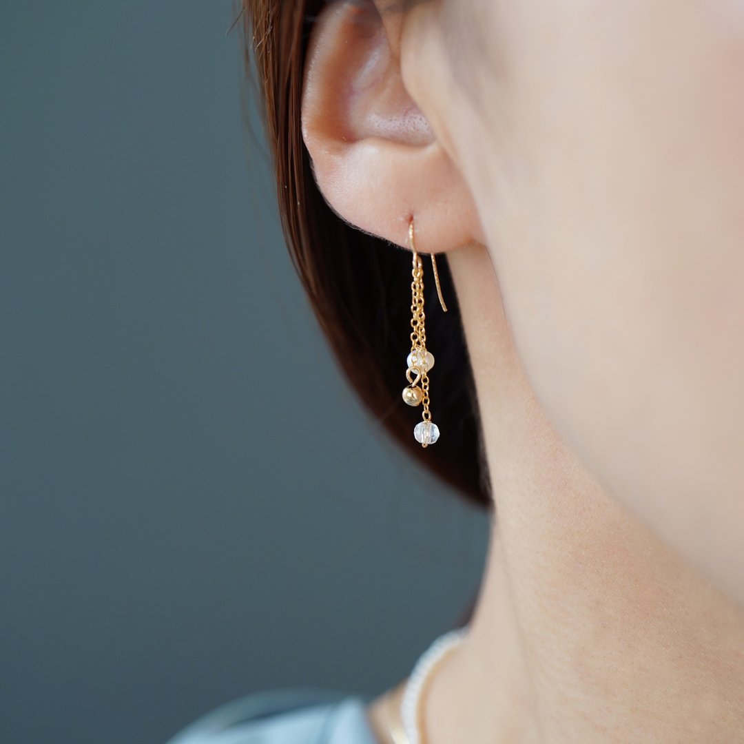 14kgf sway earrings - 耳环/耳夹 - 珍珠 金色