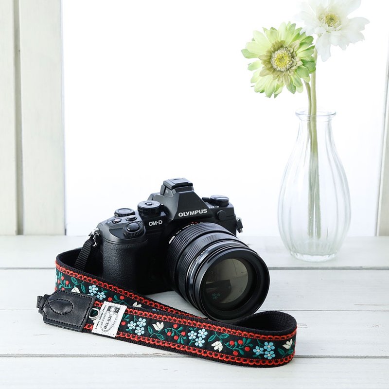 【3厘米宽】蒂罗尔胶带相机背带/美丽花束 - 相机背带/脚架 - 其他材质 多色