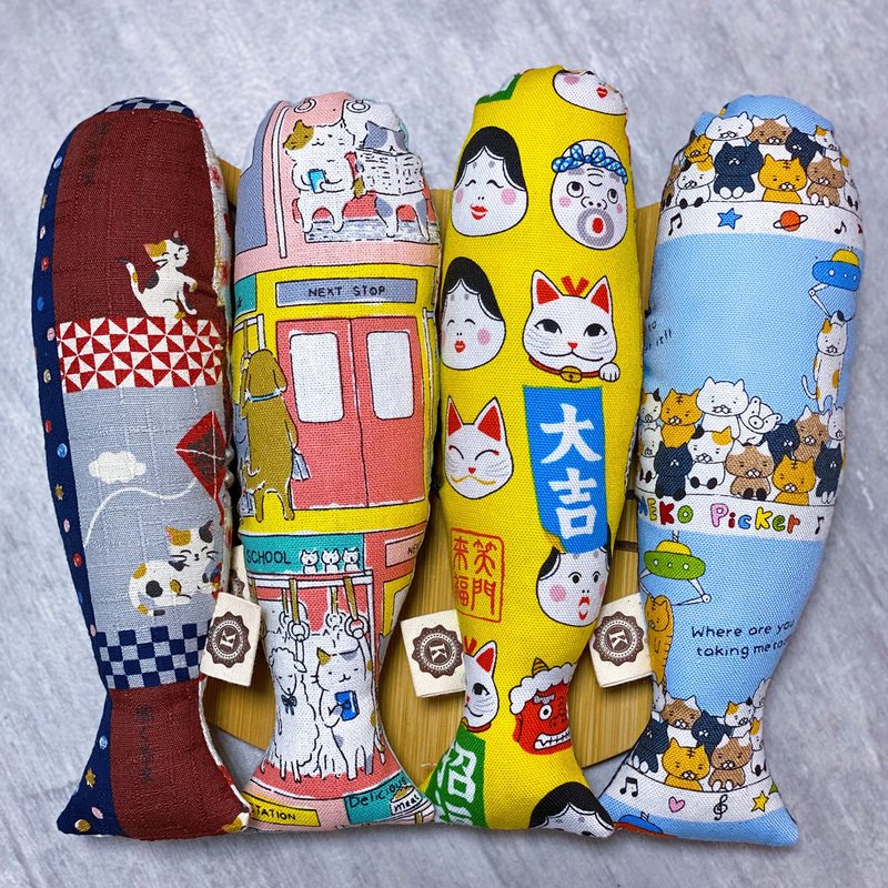 猫草鱼玩具 内有铛铛声 新鲜制造 - 玩具 - 棉．麻 多色