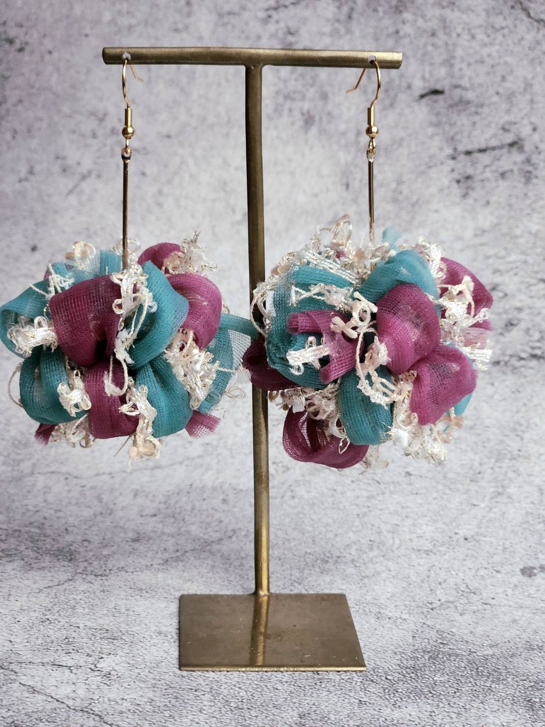 long hanging gauze ear ring cotton candy - 耳环/耳夹 - 其他人造纤维 绿色