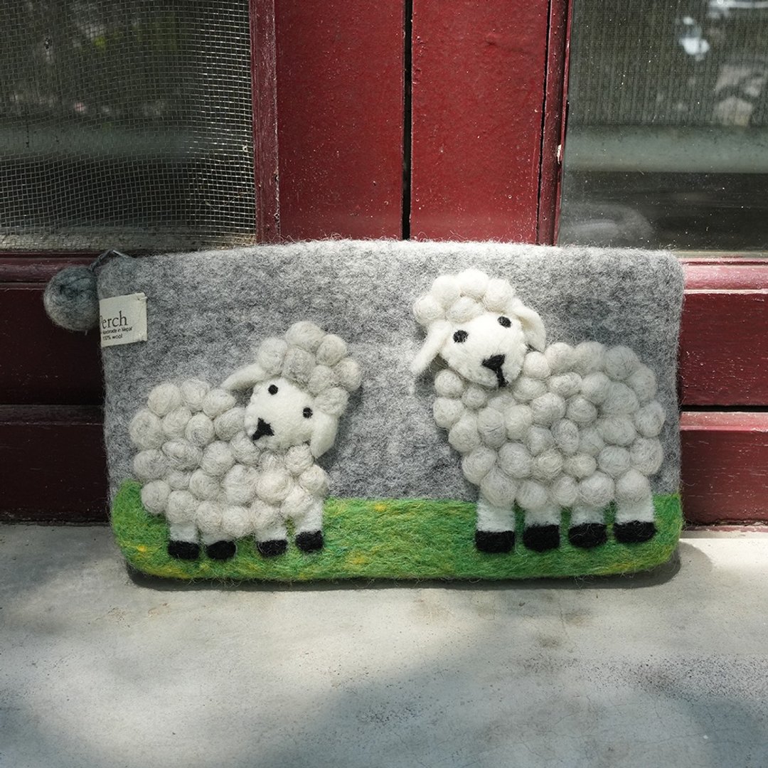 100% Wool 羊毛毡长形绵羊包_手机袋 _公平贸易 - 化妆包/杂物包 - 羊毛 银色