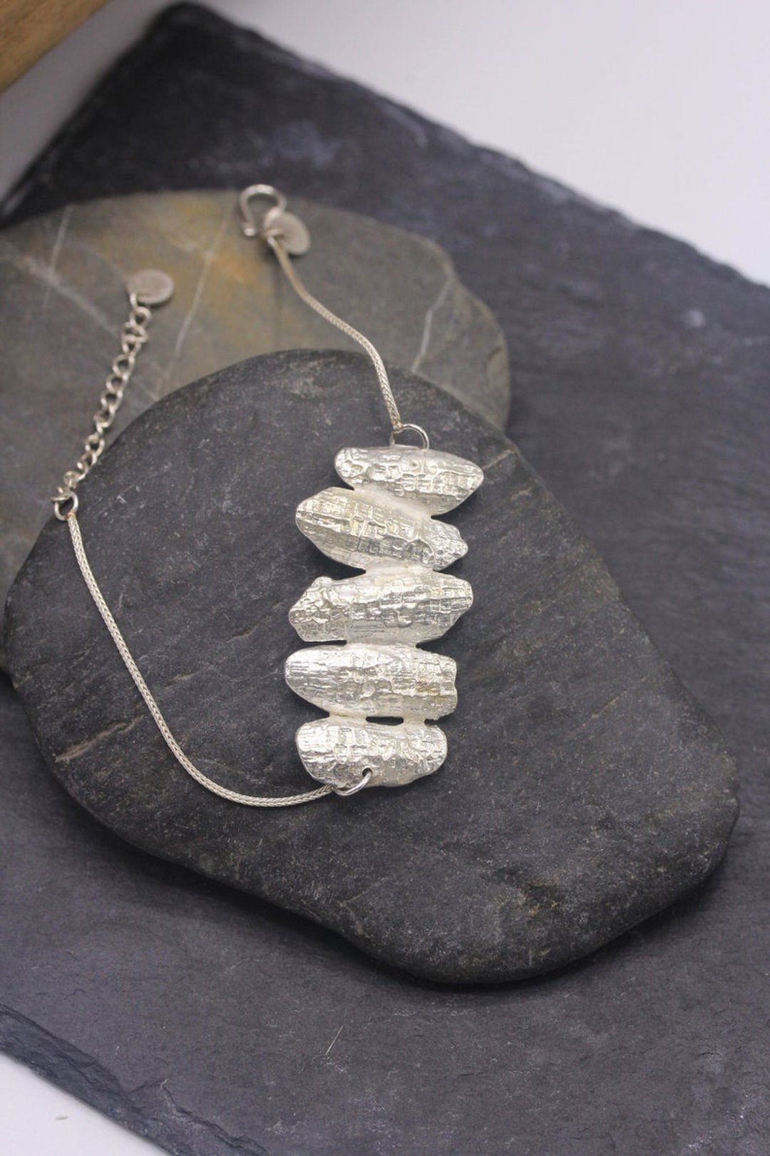 Handmade 99.9% silver charcoal texture bracelet (B0084) - 手链/手环 - 银 银色