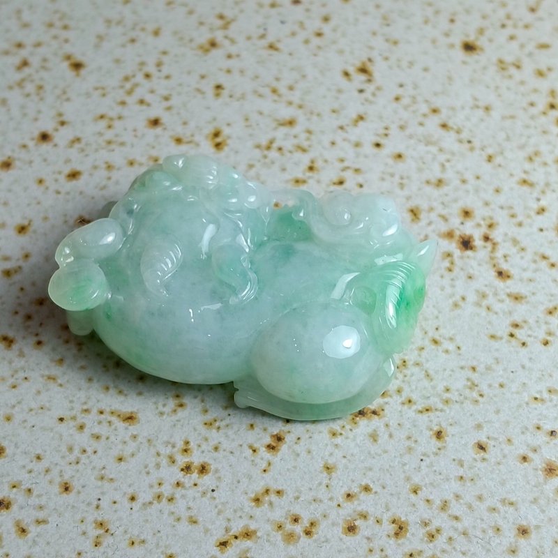 J0208天然翡翠A货 . 冰糯果绿貔貅.招财.摆件. - 摆饰 - 玉石 