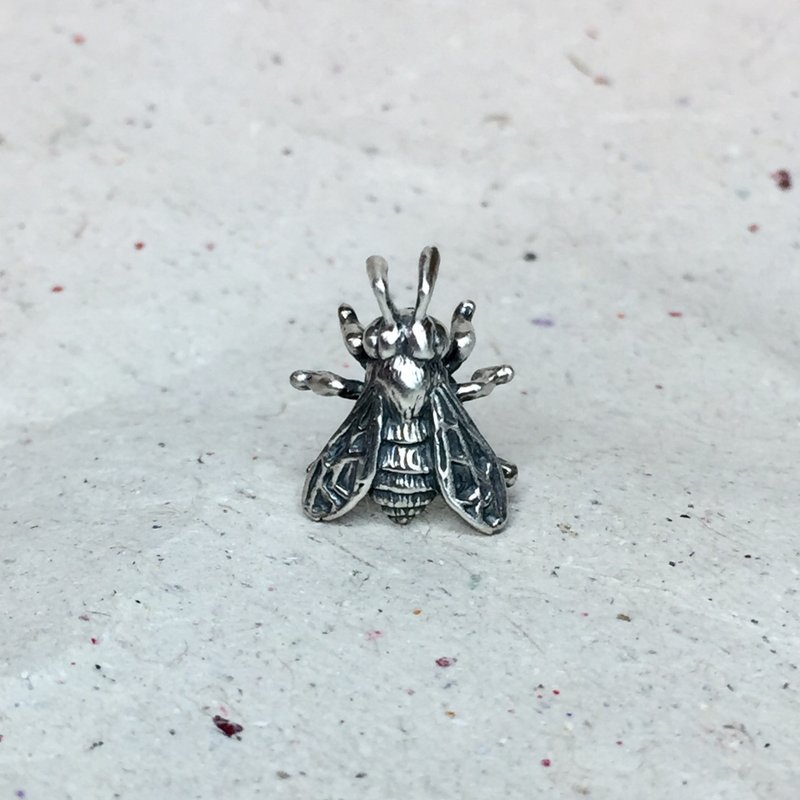 蜜蜂 纯银耳针式耳环 - 耳环/耳夹 - 纯银 银色