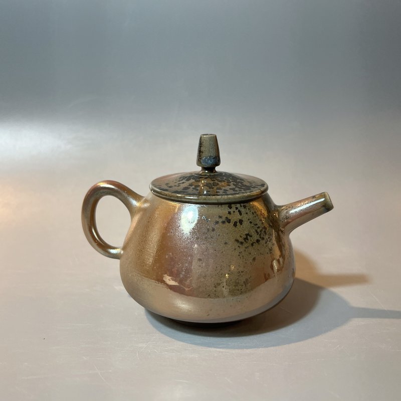 柴烧古朴金彩茶壶 / 古典茶壶 / 小平凡手作 - 茶具/茶杯 - 陶 