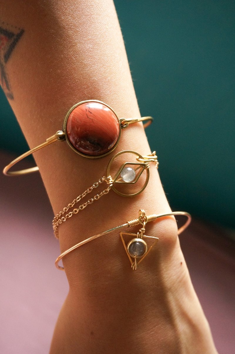 Myth Tiny - 三角拉长石手镯 水晶 几何 - 手链/手环 - 宝石 蓝色