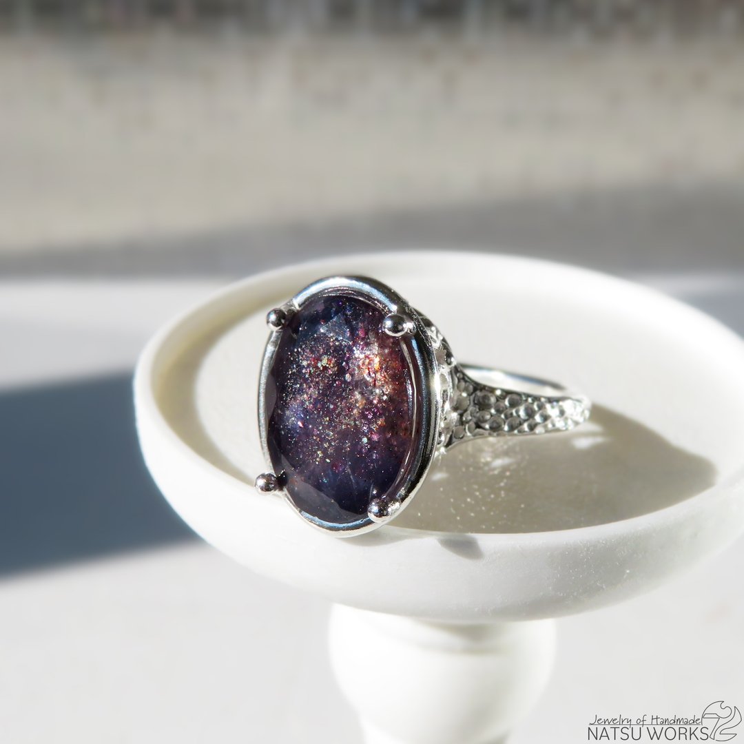 海蓝宝石（Iolite Sunstone）戒指 / Iolite Sunstone Ring - 戒指 - 宝石 紫色