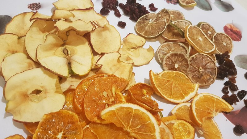 手工制作的健康泡茶组-15包综合风味果干100%天然 - 水果干 - 其他材质 黄色