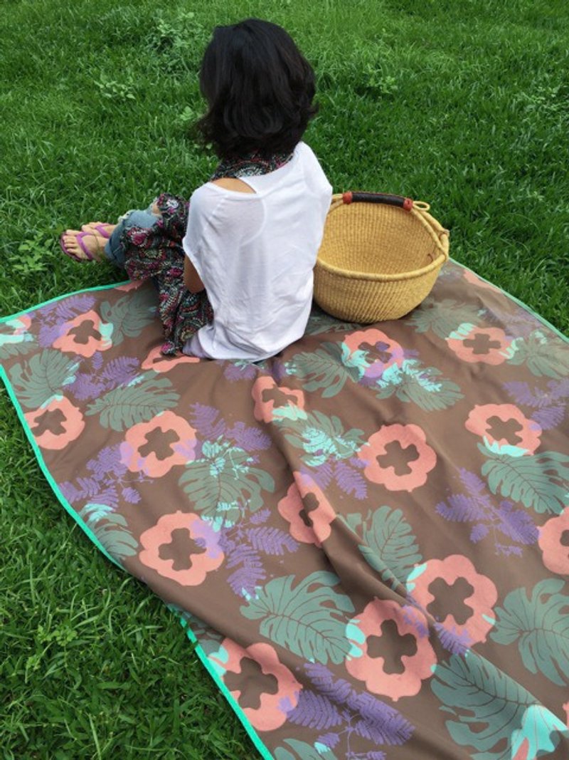 手工绢印野餐垫 - 野餐垫 - 纸 咖啡色