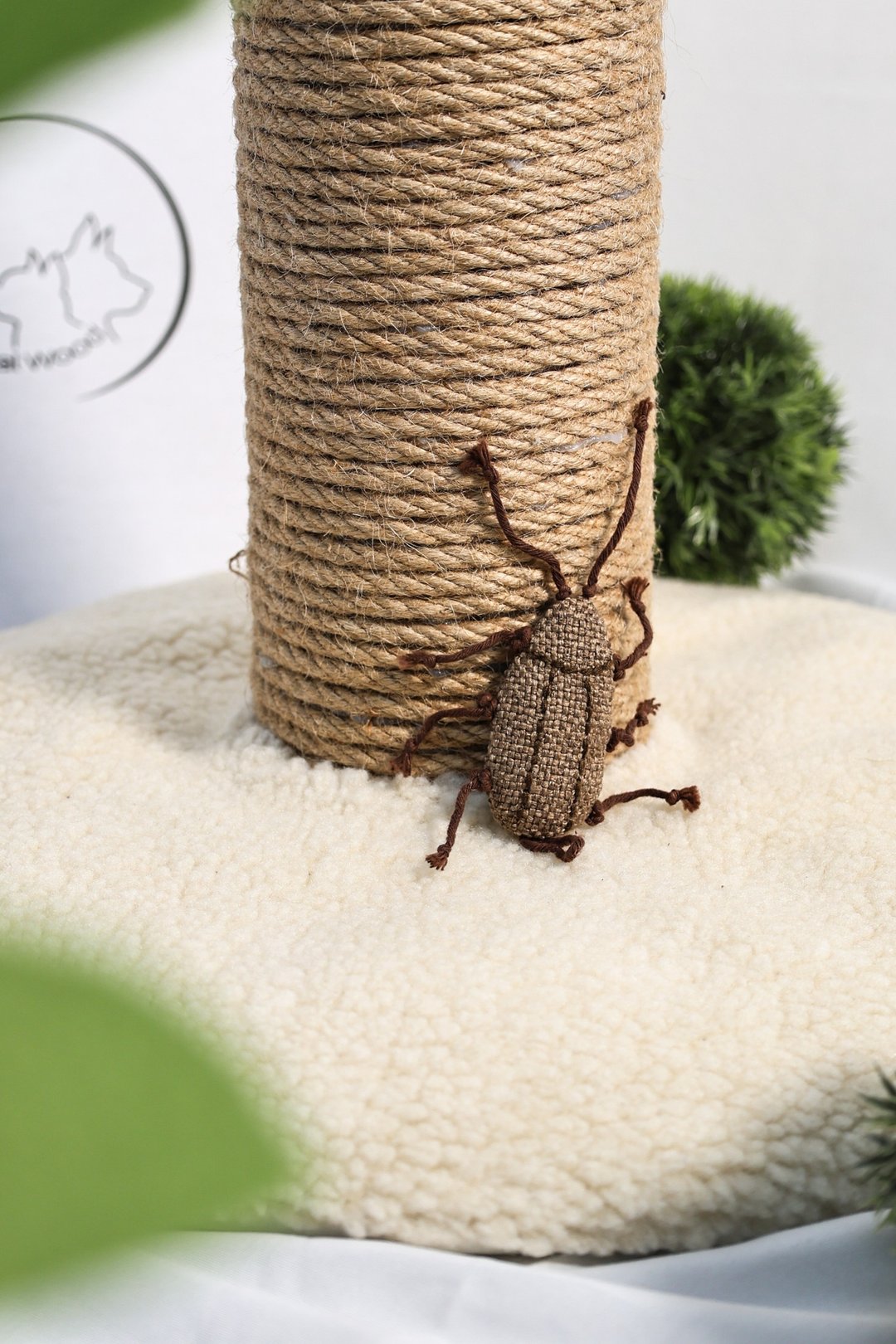 纯手缝 逗猫棒 cat teaser - 蟑螂 cockroach / 吊饰 / 手作布偶 - 玩具 - 其他材质 多色