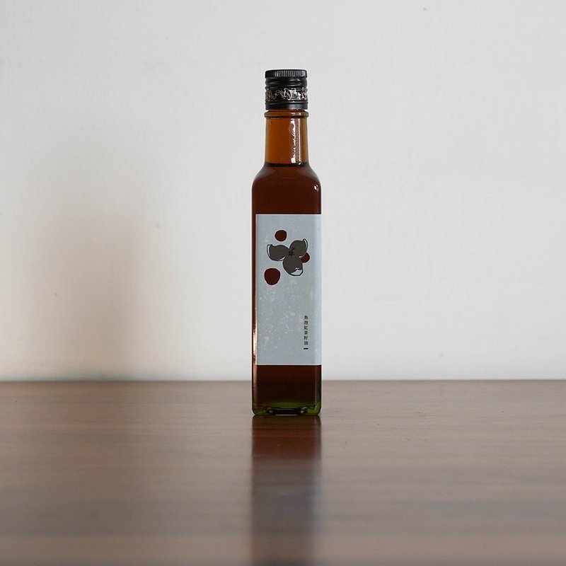 【小农选礼】鱼池友善红茶籽油│友善小农作物/健康油品/茶籽油 - 酱料/调味料 - 新鲜食材 黄色