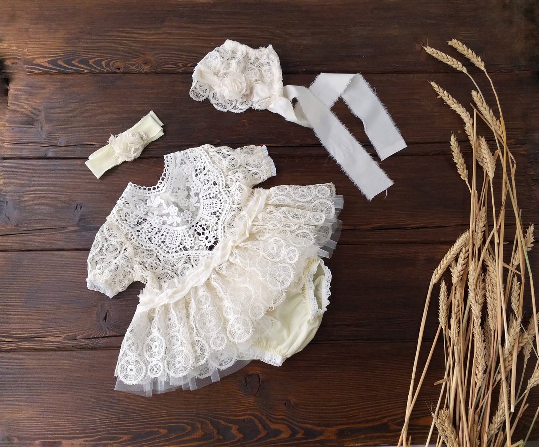 Newborn girl photo outfit set 4 pieces, boho lace dress, bloomers, lace bonnet - 婴儿饰品 - 其他材质 白色