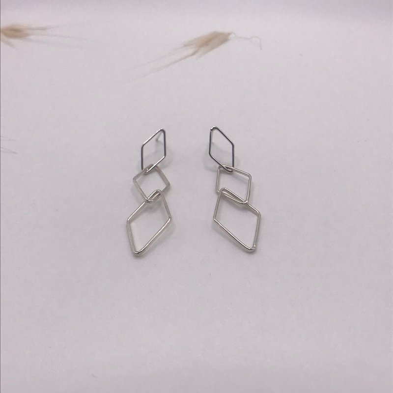 菱型耳环 - 耳环/耳夹 - 纯银 