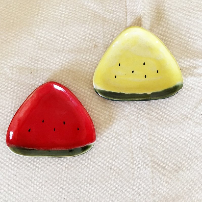 手作西瓜点心盘 - 浅碟/小碟子 - 瓷 红色