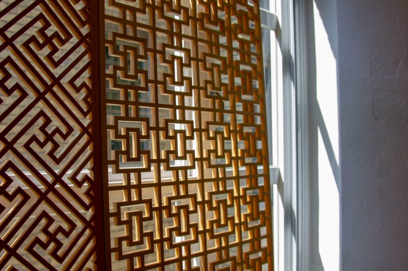 花窗订制服务 / 居家生活空间、特殊用品订制 (价格依需求而订) - 墙贴/壁贴 - 木头 咖啡色