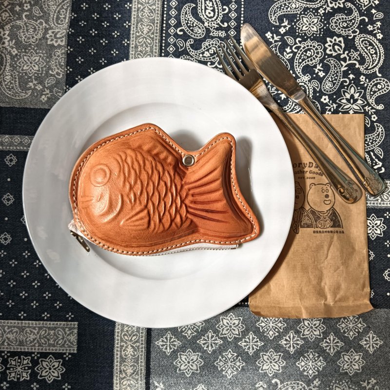 鲷鱼烧小物包 / 看起来可爱又美味 - 化妆包/杂物包 - 真皮 黑色