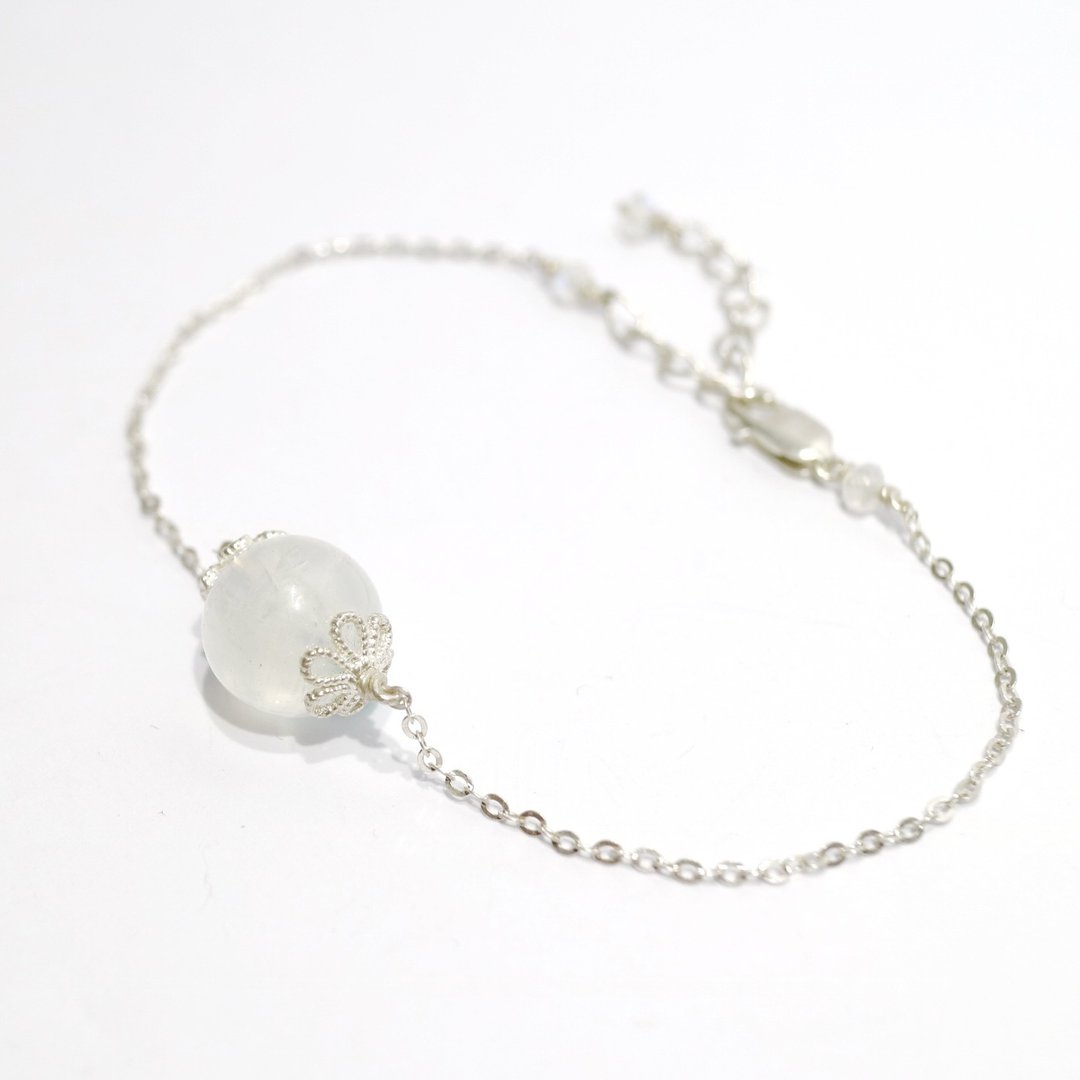 蓝彩月光石纯银手链 Moon Stone silver braclet - 手链/手环 - 宝石 白色