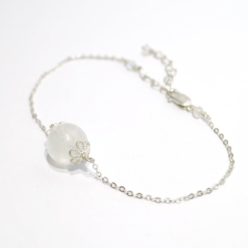 蓝彩月光石纯银手链 Moon Stone silver braclet - 手链/手环 - 宝石 白色