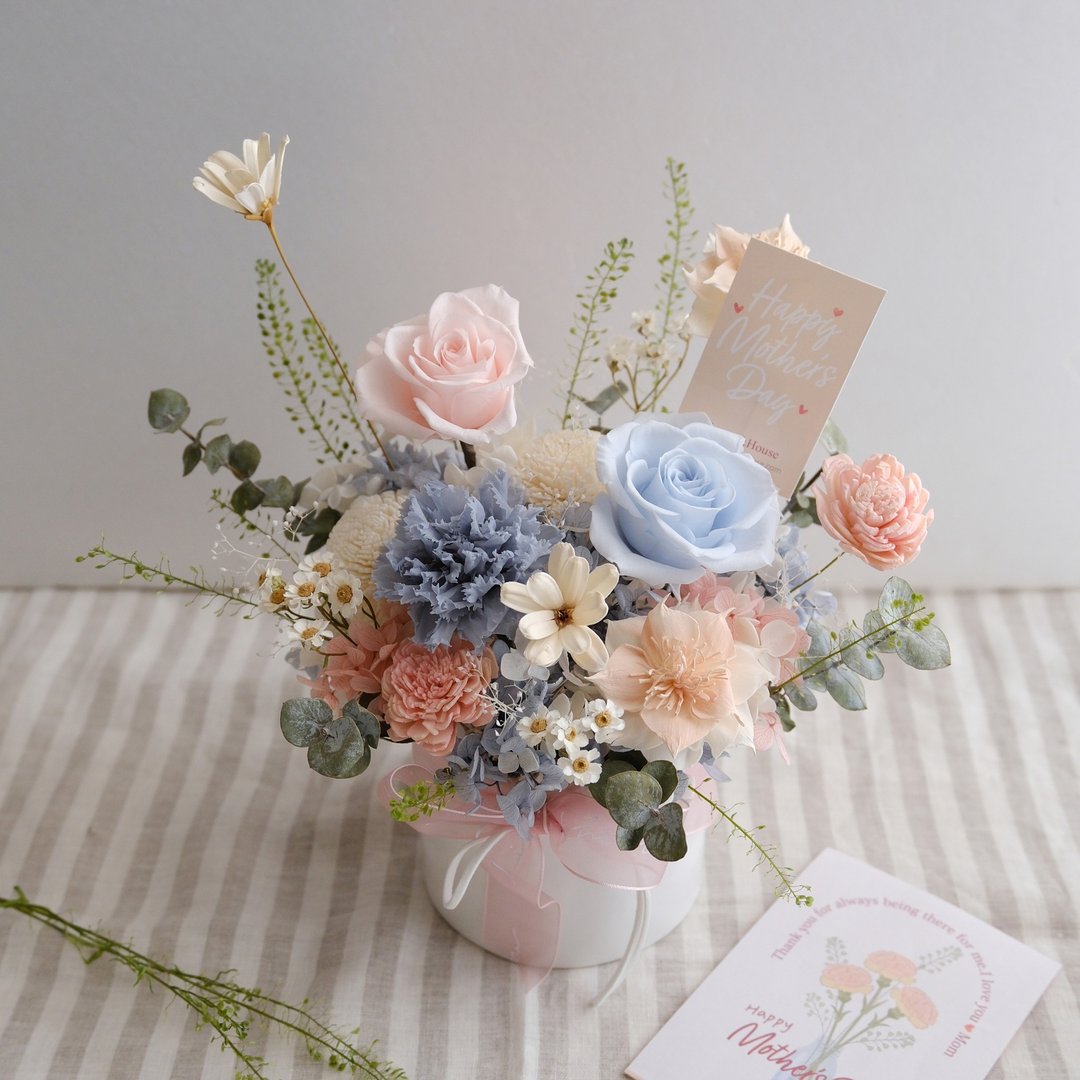 永生花 + 干燥花∣永恒春日∣玫瑰康乃馨永生桌花 (粉蓝) 祝贺盆花∣ - 干燥花/捧花 - 植物．花 粉红色