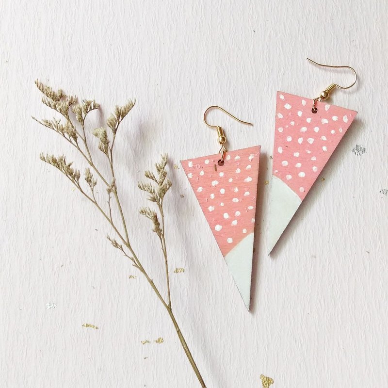 草莓冰淇淋 手绘压克力大耳环 可改耳夹 - 耳环/耳夹 - 木头 多色