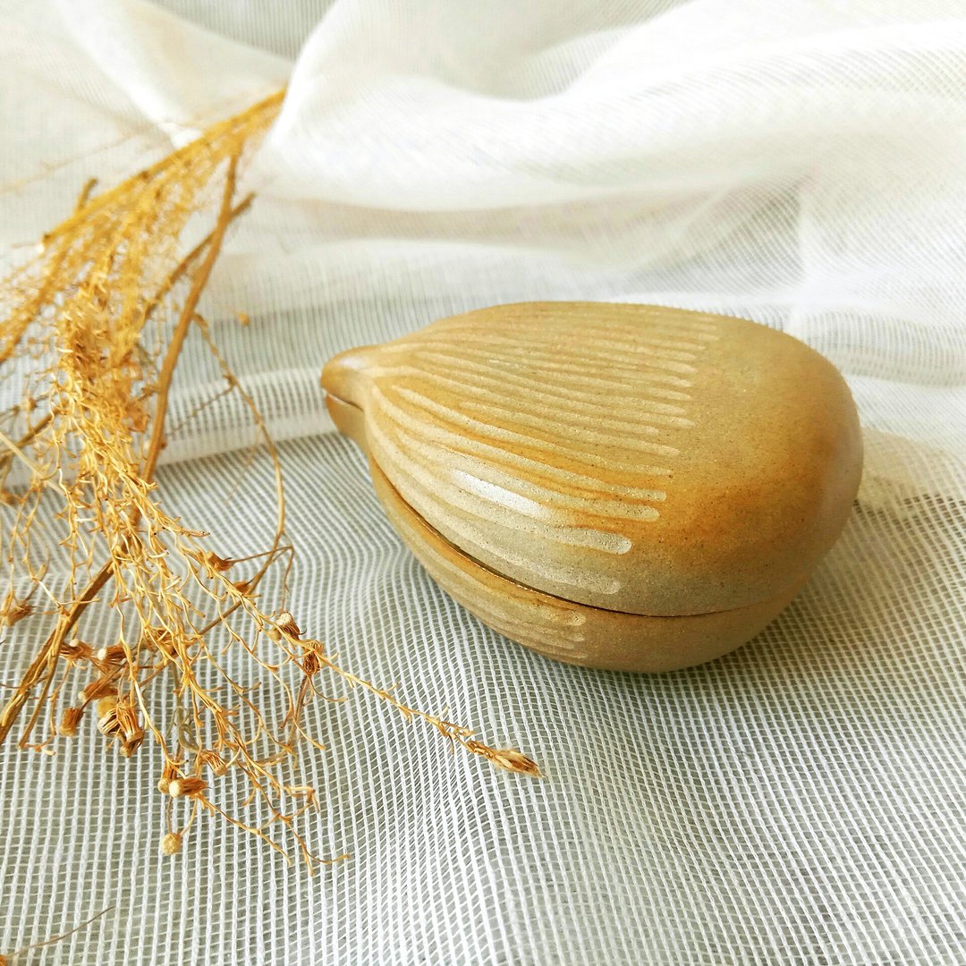 栗子釉彩陶瓷扁盒 - 收纳用品 - 陶 咖啡色