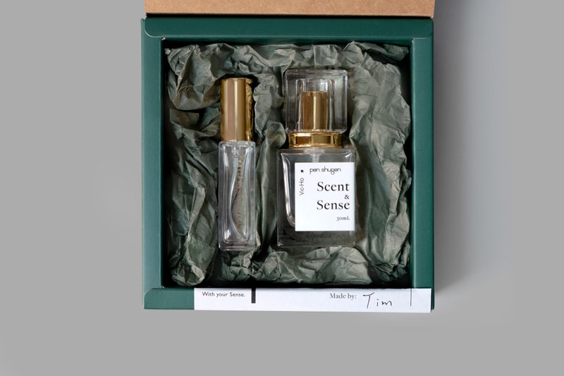 香水包装礼盒含提袋及空白手写小卡  提供卡片代写服务 - 包装材料 - 纸 绿色