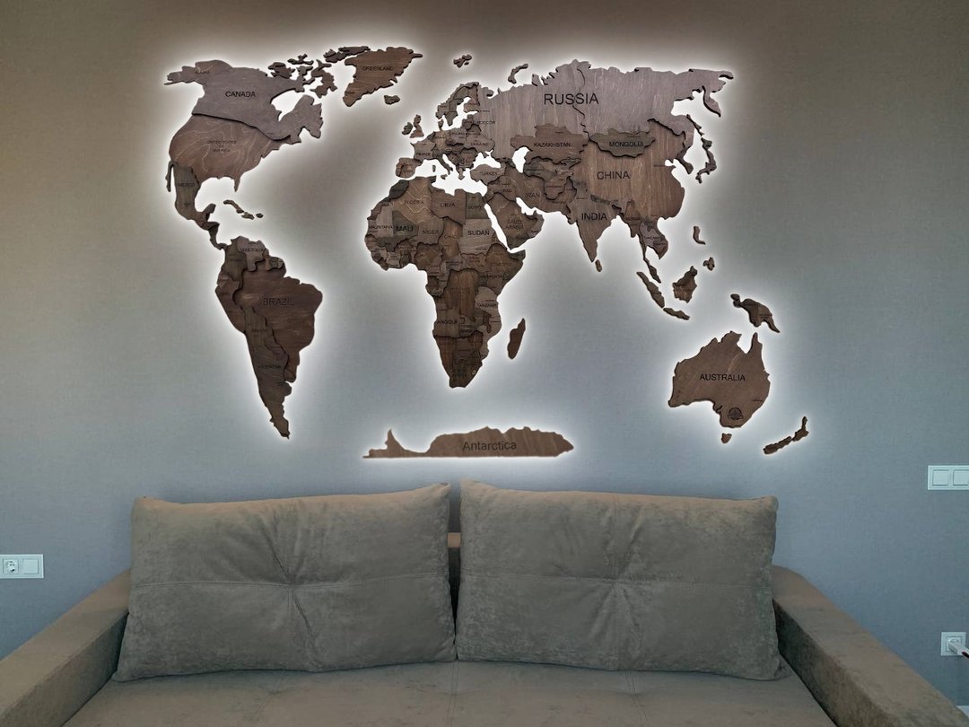 带 LED 的 3D 深色木质世界旅行地图 - 适合家庭和办公室的乡村墙壁装饰 - 墙贴/壁贴 - 木头 咖啡色