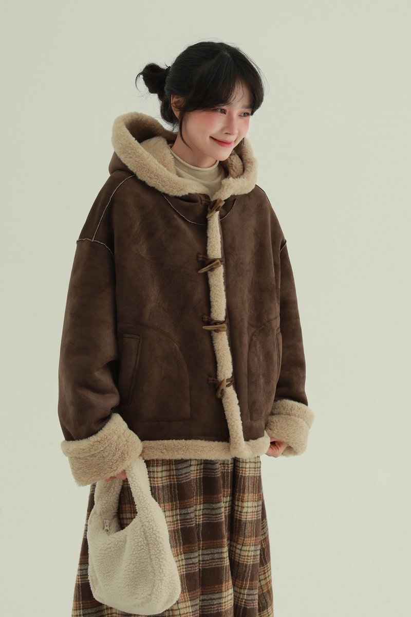 咖啡色 毛絨麋鹿 麂皮連帽皮毛一體牛角扣外套 休閒保暖加厚大衣 - 女装休闲/机能外套 - 聚酯纤维 咖啡色