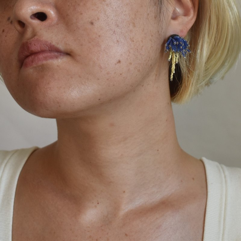 露草 / 银色 - 耳环/耳夹 - 玻璃 