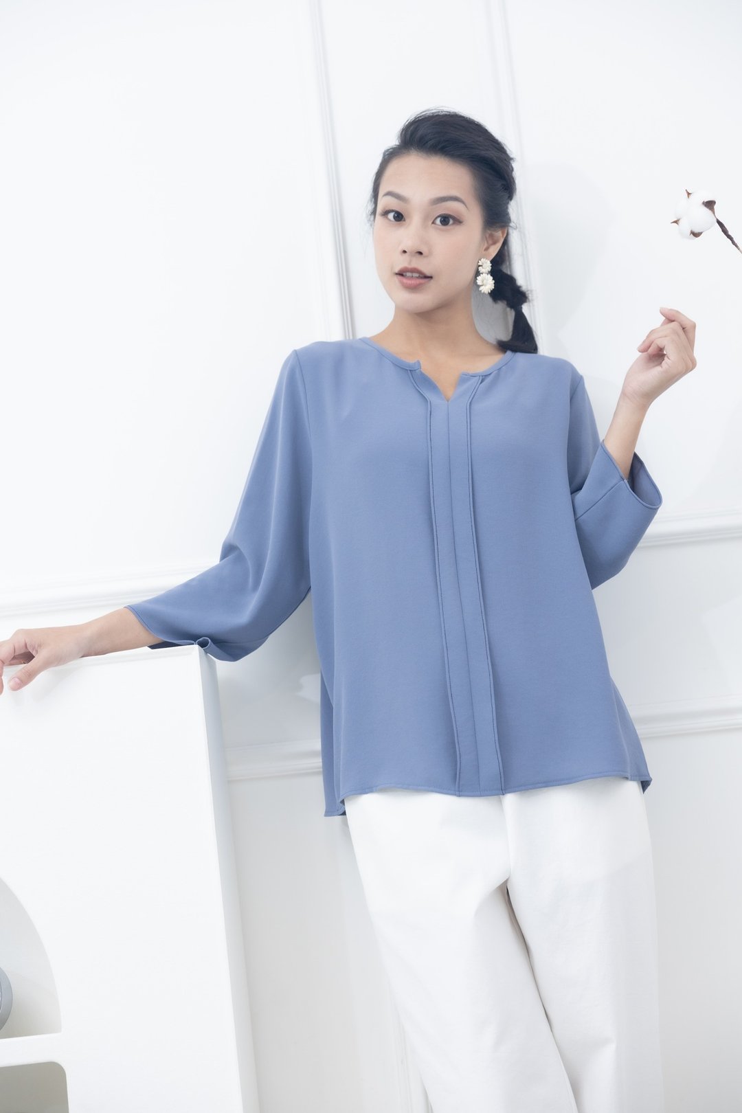 黑车缝线襟片七分袖上衣 烟蓝色 - 女装上衣 - 其他材质 蓝色