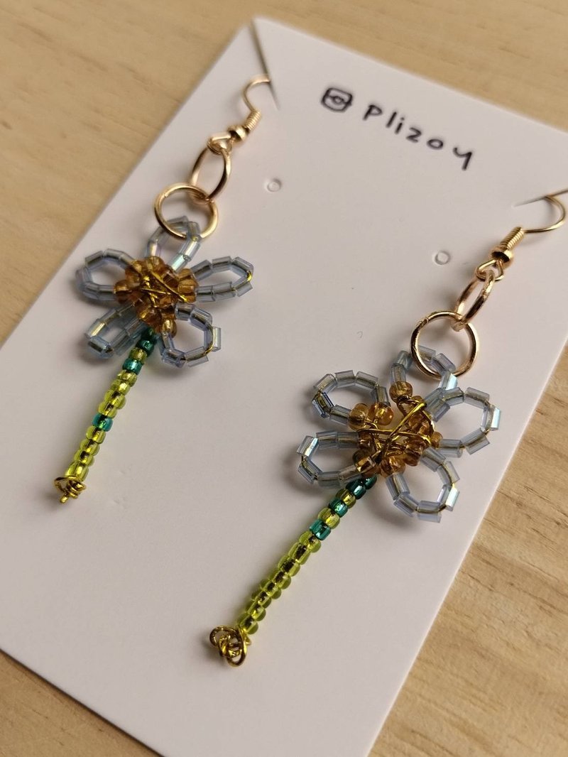 花痴耳环，手工玻璃珠，柔和的颜色（蓝） - 耳环/耳夹 - 玻璃 多色