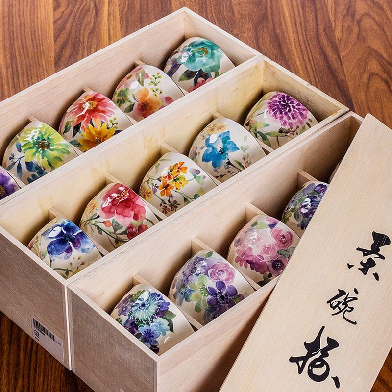 日本制美浓烧和蓝水彩花家用花卉陶瓷餐具米饭碗汤碗节日送礼盒装 - 碗 - 瓷 