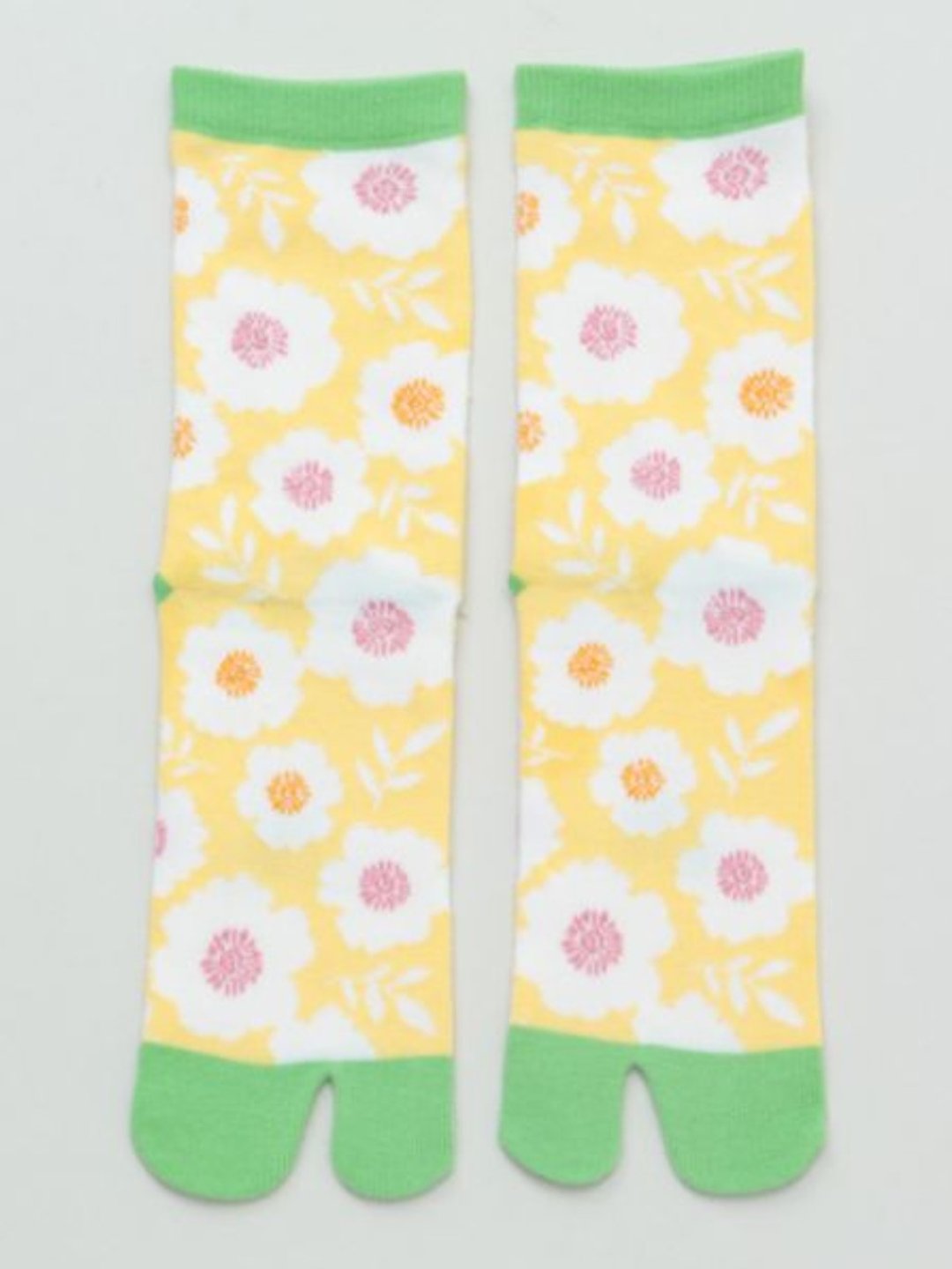 【热门预购】葵花图案两趾袜 足袋 (三色)(23~25cm)7JKP9211 送礼 - 袜子 - 其他人造纤维 多色