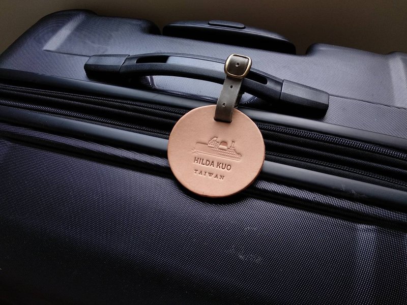 旅人行李吊牌-破冰的勇气,可免费定制专属英文名字 打字服务 - 行李吊牌 - 真皮 卡其色