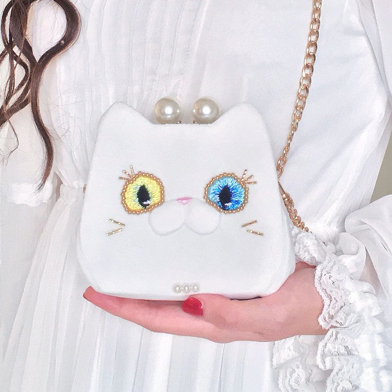 白猫夫人 手作 女短款钱包 小废包 口金包 异色瞳 送礼 - 皮夹/钱包 - 聚酯纤维 白色