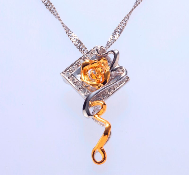 恋恋玫瑰-钻石K金墬子 - 项链 - 钻石 白色