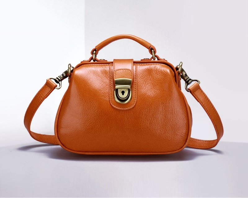 手缝植鞣牛皮包 女包口金斜背包 真皮侧背包 手提包 复古背包 单肩包 礼物 - 侧背包/斜挎包 - 真皮 咖啡色