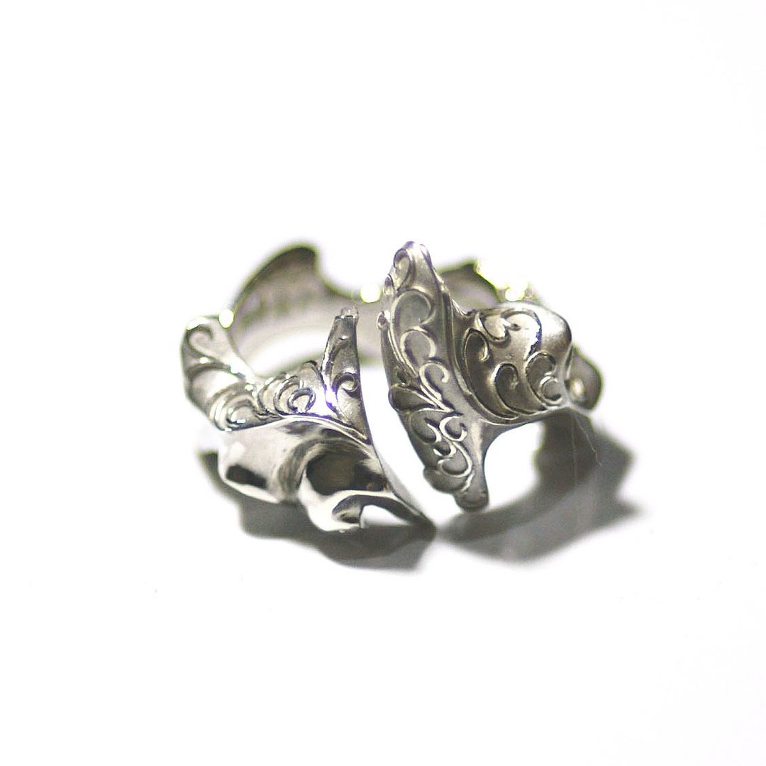 Deformed fish hook ring [Free shipping] A ring with a design that changed the shape of the hook into a more sophisticated appearance. - 戒指 - 其他金属 银色