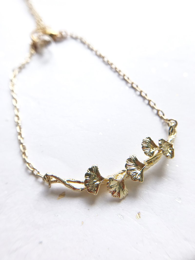 CLARETSwhite | 银杏镀金玻璃球手链 闺蜜信物 姊妹礼物 - 手链/手环 - 贵金属 金色