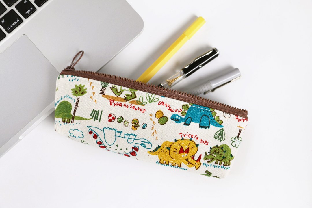 【恐龙 Dinosaur】笔袋 / YKK 拉链 文具袋 收纳袋 眼镜袋 铅笔盒 - 铅笔盒/笔袋 - 棉 咖啡色