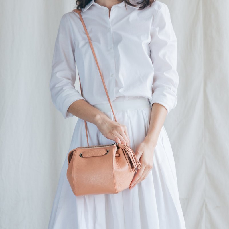 CUDDLE BAG - WOMEN MINIMAL LEATHER SHOULDER BAG/HANDBAG- PINK - 侧背包/斜挎包 - 真皮 粉红色