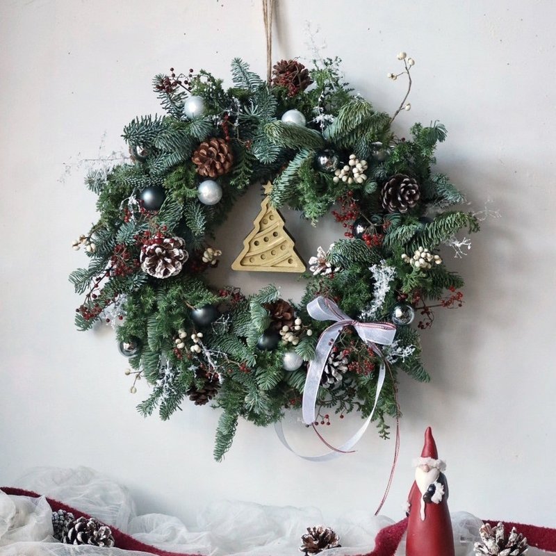 圣诞花艺课程 | 复刻款!限量新鲜诺贝松花圈 圣诞节 定制化 - 植栽 - 植物．花 