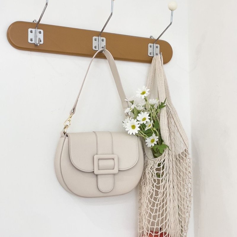 CURVE 马鞍单肩 斜背包∣暖白 - 侧背包/斜挎包 - 其他材质 白色