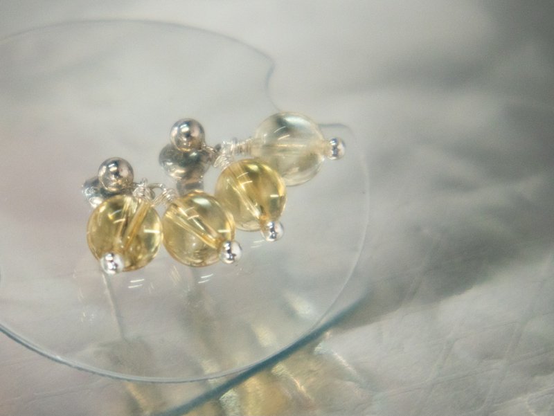 925纯银幸福双生果子。黄晶6mm。垂吊耳钉 - 耳环/耳夹 - 宝石 黄色