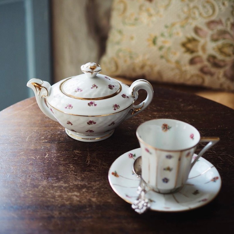 1930-50年法国 Limoges 复古小花茶壶 - 茶具/茶杯 - 陶 白色