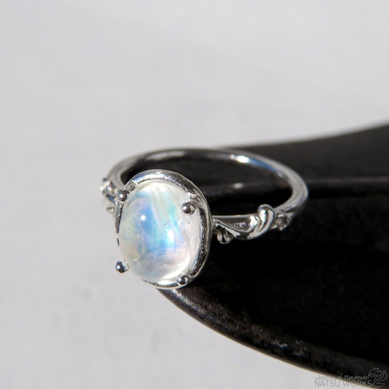 彩虹月光石 戒指 / Rainbow Moonstone Ring - 戒指 - 宝石 透明