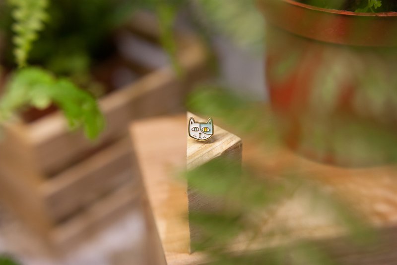 【手工系列】珐琅耳环/蓝猫/异色瞳猫/可改夹式/Enamel earring - 耳环/耳夹 - 珐琅 蓝色