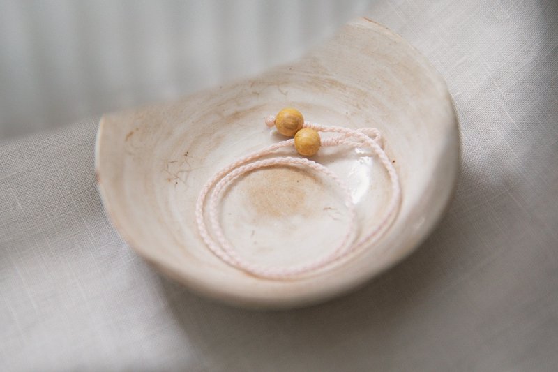 月老系 加持 秘鲁圣木 蜡线祈福手绳  I 珍珠 - 手链/手环 - 木头 粉红色