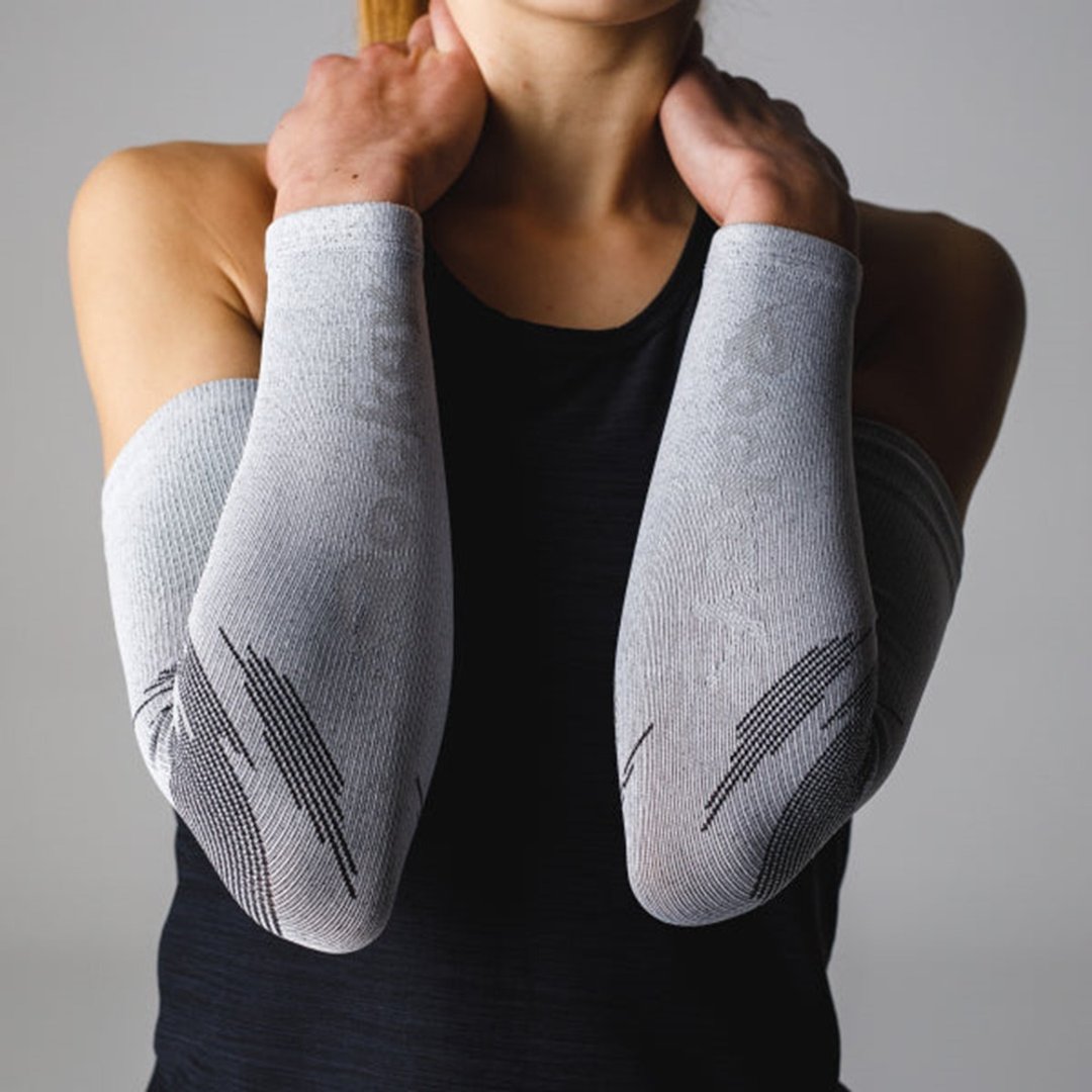 【ROCKAY】Ignite Arm Sleeves 高循环机能运动袖套 - Ecowhite - 运动配件 - 尼龙 灰色