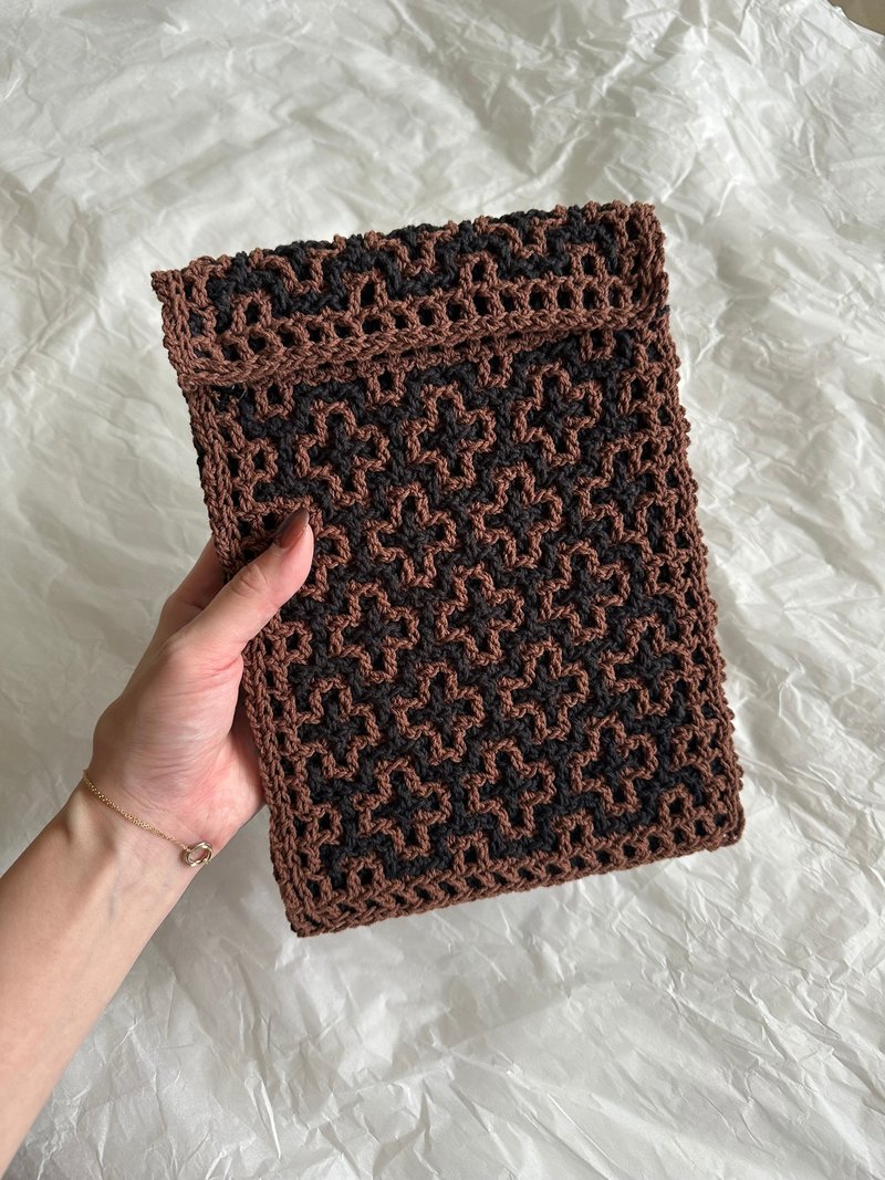 纯手工双面钩针编织 几何图形撞色 平板电脑保护套 纯棉可水洗 - 平板/电脑保护壳 - 棉．麻 黑色